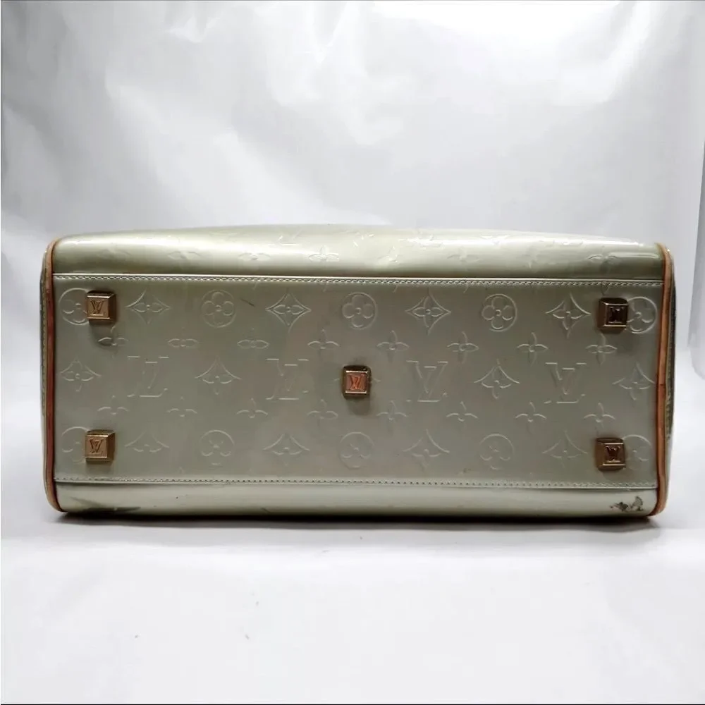 Auth Louis Vuitton Green Vernis Patent Tompkins Square Monogram Leather Tote